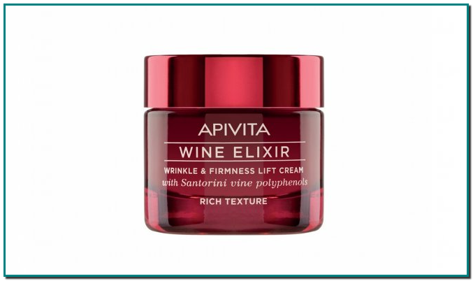 APIVITA Wine Elixir Wrinkle & Firmness Lift Cream Rich es una crema de día antienvejecimiento aterciopelada para pieles secas.