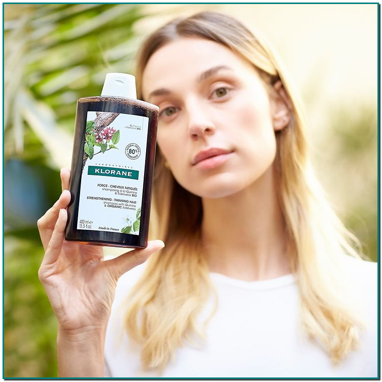 KLORANE El Champú a la Quinina y Edelweiss BIO fortifica y estimula el cabello con falta de tonicidad. ? Gracias a su fórmula enriquecida con Vitaminas B, limpia el cabello ayudando a estimular su crecimiento