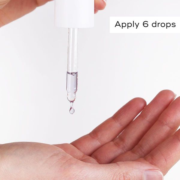 MEDIK8 BAKUCHIOL PEPTIDES ™ Suero con infusión de Péptidos Alternativa al Retinol. Bakuchiol Peptides ayuda a reducir la apariencia de líneas finas y arrugas y mejora la textura y el tono general de la piel