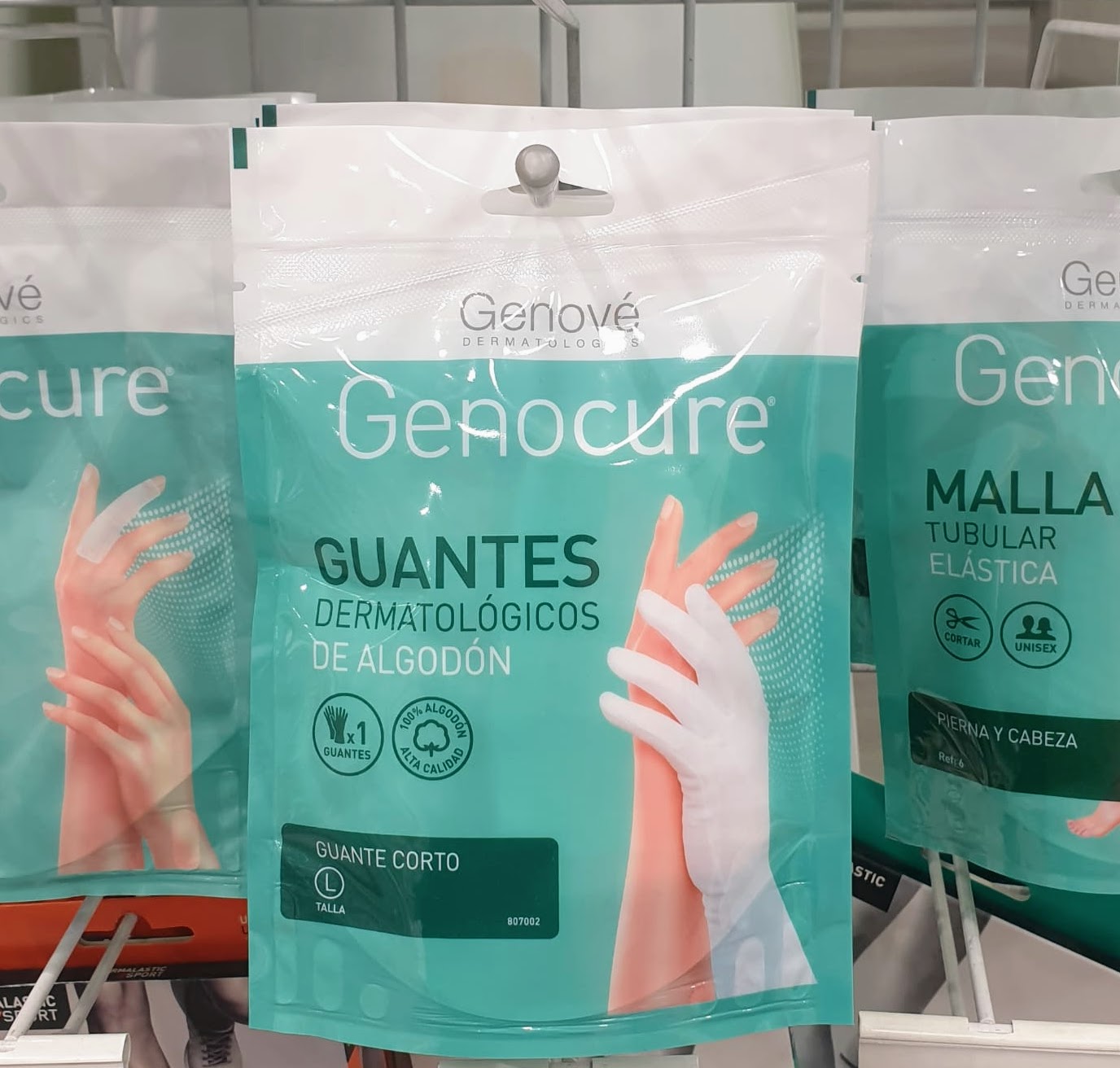 Genocure® Guantes Dermatológicos de Algodón son guantes 100 % de algodón que protegen de procesos alérgicos e irritativos y aseguran la acción eficaz de las cremas