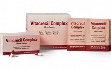 Vitacrecil Complex es un complemento alimenticio con una combinación equilibrada de elementos nutritivos para la nutrición de cabellos y uñas.