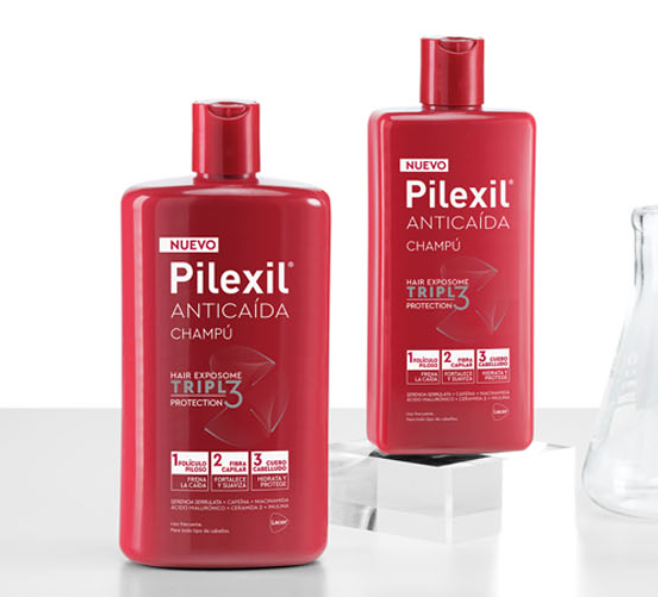 💊✨ GRAN FARMÀCIA ANDORRA — TU CABELLO TAMBIÉN NECESITA CUIDADO EXPERTO: PILEXIL. Tu cabello también sufre el ritmo del día a día: estrés, sol, contaminación, cambios hormonales… Todo suma, y tarde o temprano el pelo lo nota. 📉 Por eso, cuando llega el momento de actuar, confía en la credibilidad científica de Pilexil: más de 25 años de experiencia cuidando la salud capilar y desarrollando fórmulas que funcionan de verdad. Con Pilexil, enciendes un cuidado experto que ayuda a: Fortalecer la fibra capilar Reducir la caída Mejorar el aspecto y la densidad Proteger el cabello del exposoma (sol, estrés, polución…) Tu pelo, bajo control. 🔬 Y tú, con la tranquilidad de estar usando un tratamiento con ciencia detrás. Disponible en Gran Farmacia Andorra. #Pilexil #ElPeloTieneSuCiencia #HairExposome #Autocuidado #CienciaCapilar #granfarmaciaandorra El Hair Exposome es el conjunto de factores externos e internos que afectan a la salud y calidad del cabello: contaminación, radiación UV, estrés, dieta y agentes químicos. Todos ellos pueden debilitar el folículo piloso, dañar la fibra capilar y alterar el equilibrio del cuero cabelludo, contribuyendo a la caída y pérdida de densidad. Gracias a su fórmula avanzada, Pilexil Champú Anticaída TRIPL3 PROTECTION ayuda a neutralizar los efectos negativos del Hair Exposome.